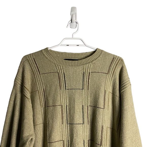 Britches Classic Sport Tan Pattern Crewneck Sweater - Picture 2 of 7